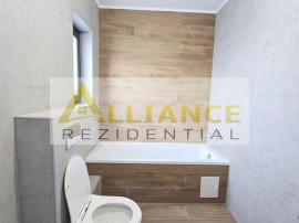 Vila individuala- 4 camere- panouri solare- 800m de STV