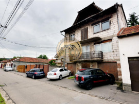 RECO Casa P 2 M, zona Calea Clujului, 2 garaje ?i curte