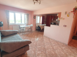 Apartament 4 camere zona Vlaicu-Lebada - ID : RH-40083-property