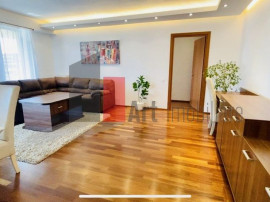 APARTAMENT 3 CAMERE - CENTRAL PARC