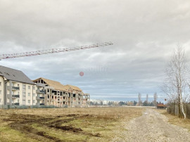 Teren Intravilan - Dezvoltare Rezidentiala