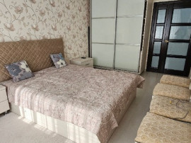 Zona Vlahuta de vanzare Garsoniera