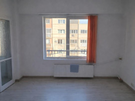 3 camere, Muncii/Decebal, decomandat, an 1995, inst. schimb.