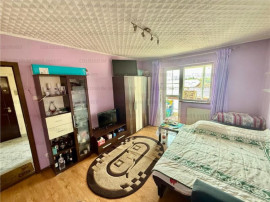 Apartament 2 camere, semidecomandat - zona Bartolomeu