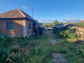 Teren intravilan , 1100mp , front 12,60 m , intrare Filiasi