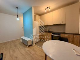 Apartament cu 2 camere, ultrafinisat, zona Dumbravita