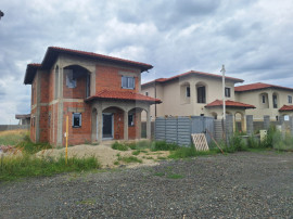 Super Casă la Roșu Moșnița Nouă &ndash; 150 mp, Teren 625 m