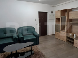 Apartament 3 camere, 55 mp, zona Subcetate