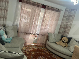 Apartament cu 3 camere, 64 mp, zona Micro 16