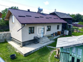 Casa la tara cu 30 ari Rasca