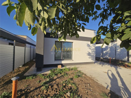 Casa parter - 3 camere - 2 bai- beci- pod -350mp teren-incal