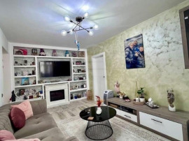 Apartament 3 camere decomandat Cetatii JYSK