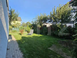 Casă luminoasă, gata de mutare &ndash; Str. Tineretului, Flore