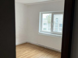 Faleza Nord, apartament decomandat, 2 camere, nemobilat, gaze