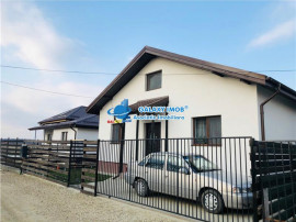 Vila individuala la cheie 4 camere Sabareni - Central