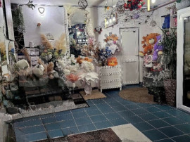 Spațiu comercial de &icirc;nchiriat - zona centrala
