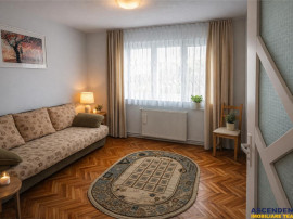 Apartament cu 4 camere, decomandat, etaj1, Simeria, Sfantu G