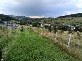 De vanzare teren extravilan, 1000 mp - Valcele