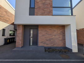 Casă nouă 3 dormitoare, panouri fotovoltaice, garaj - Dumitru Mocanu