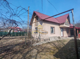 Casă de v&acirc;nzare din BCA, in PARAVA