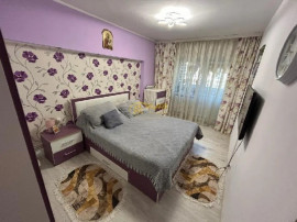 Apartament 3 camere decomandate, zona Pacurari(Alpha Bank)