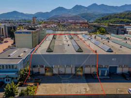 2 tronsoane hala |2 poduri rulante 10/18 T, Parcare, Prod...