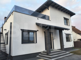 ???? Casă modernă S&acirc;npetru, centru | 350 mp teren | compl