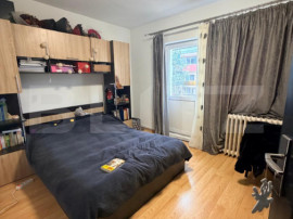 Apartament 3 camere, decomandate, 2 bai, zona Cioplea