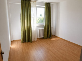 De vanzare 2camere Br&acirc;ncoveanu Stradal &ndash; Vedere Sud