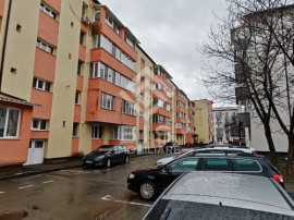 Apartament 4 camere etaj 2