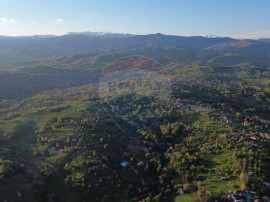 Teren generos de v&acirc;nzare cu vedere spre Iezer in Bughea ...
