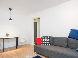 Apartament 2 camere semidecomandat, parter, Titulescu