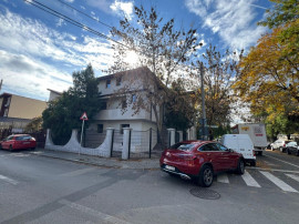 Vila 430 mp ideala spatiu Birouri sau Clinica Metrou Bazi...