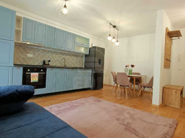 Apartament cu gradina, zona centrala, Floresti