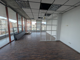 Spatiu birou 30 Avenue Bacau