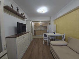 Mamaia apartament 2 camere renovat loc parcare