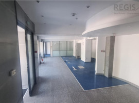 Spatiu comercial versatil in Centrul Civic