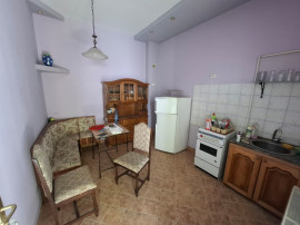 Vand apart 2 camere Piata Avram Iancu ID: RH-45526-property