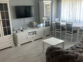 Dacia, de inchiriat 3 camere, gaze, mobilat, Constanta