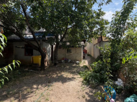 Casa de vanzare, 97 mp, teren 415 mp, zona Campia Islaz