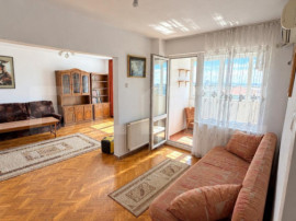Apartament vanzare, 4 camere spațioase, 84 mp, vedere panor