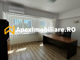 Spatiu Birouri Decebal - Alba Iulia, 3 Camere - 75mp, strad