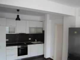 Nerva Traian-apartament 2 camere Bloc 2014
