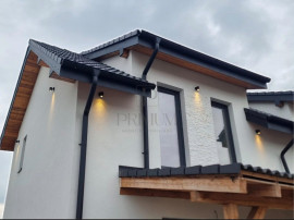 Casa ideal#259; pentru familie &ndash; 81 mp utili 270 mp teren