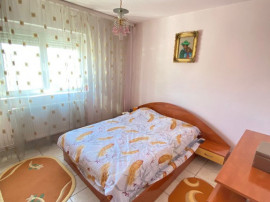 Apartament 4 camere zona Micalaca Orizont