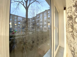 Apartament cu 2 camere de tip Z la parter- Zona Bunexim