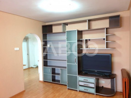 Apartament decomandat 3 camere si pivnita de vanzare in Vasi