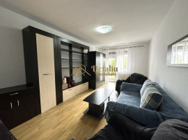 Apartament cu 2 camere decomandat, Cetate