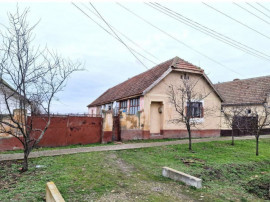 Cota 1/2 casa si teren Pustiniș, jud. Timiș-id R1992745
