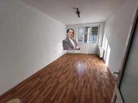 Resita, 2 Cam., Decom.Mobilat, Utilat